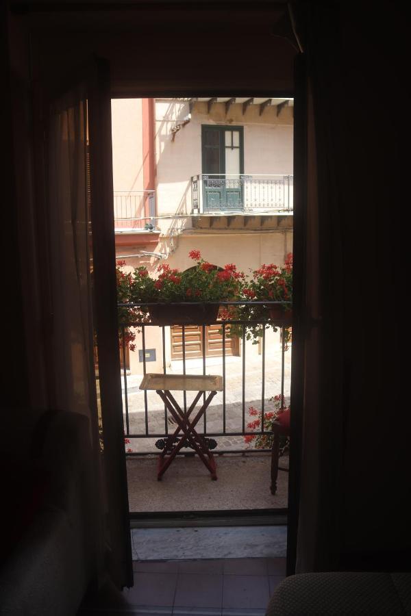 Hotel Marianna Isnello Exterior foto